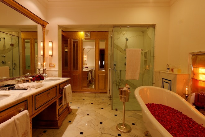Historical Suite - Bathroom