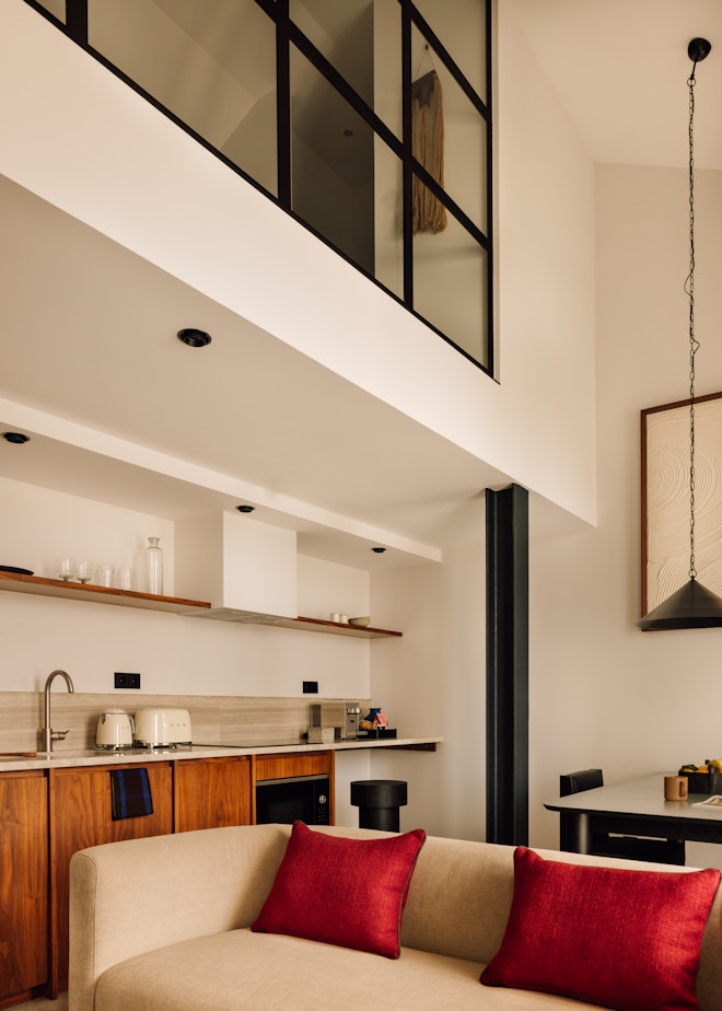 One Bedroom Duplex River