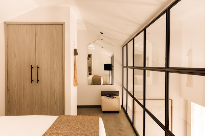 One Bedroom Duplex River