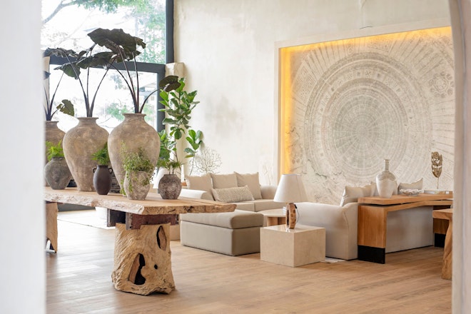 Santosha Lobby