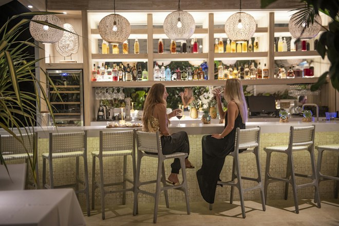 Sol Terrace bar