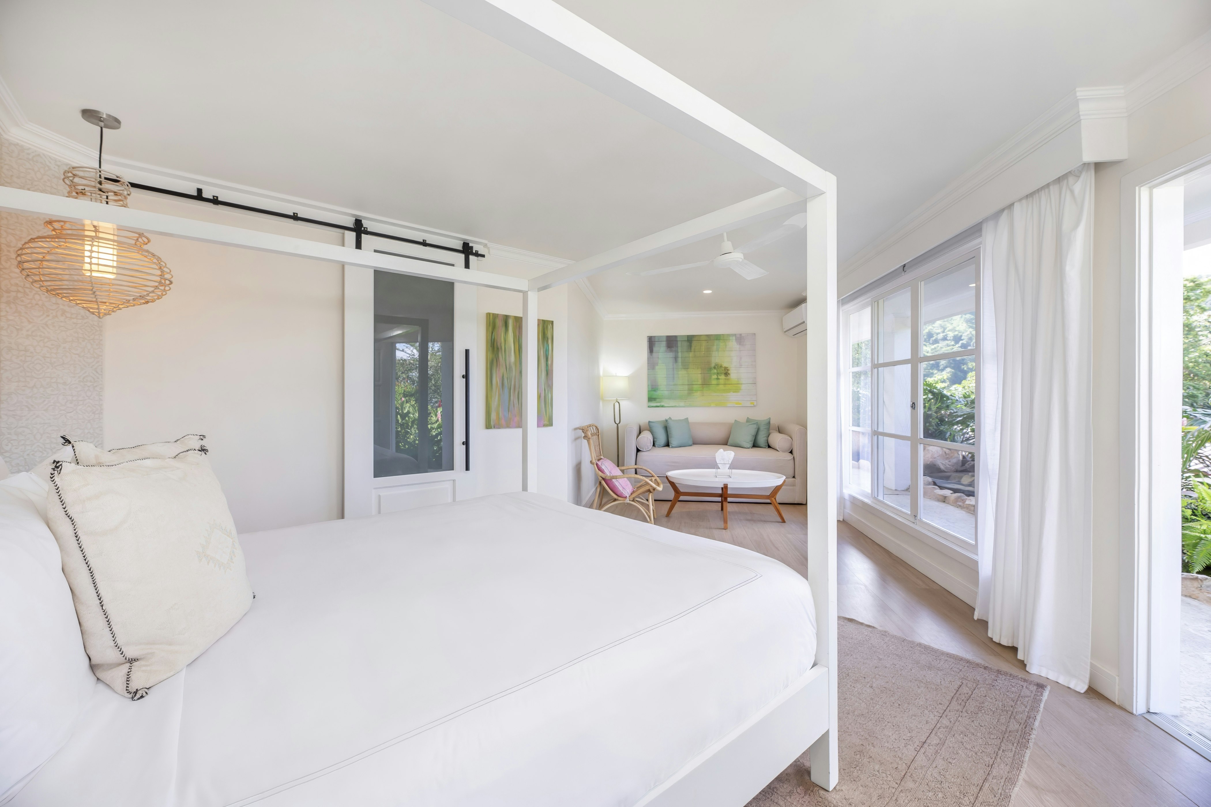 Deluxe Room - Bedroom