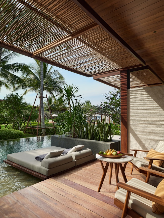 Deluxe Pool Access Room - Terrace