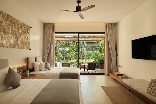 Deluxe Pool Access Room - Bedroom