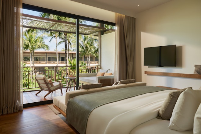 Premier Balcony Room - Bedroom