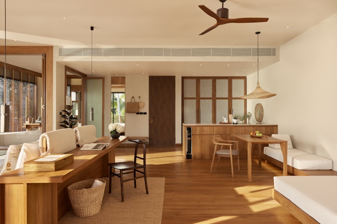 The Retreat Ocean Suite - Living Area
