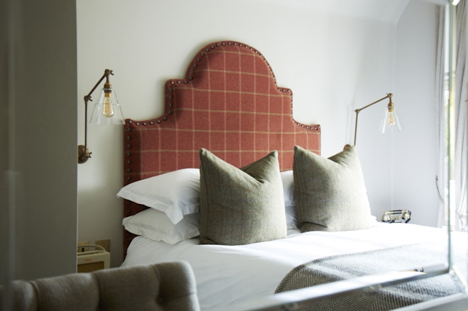 Roseate Petite Double Room - Bedroom