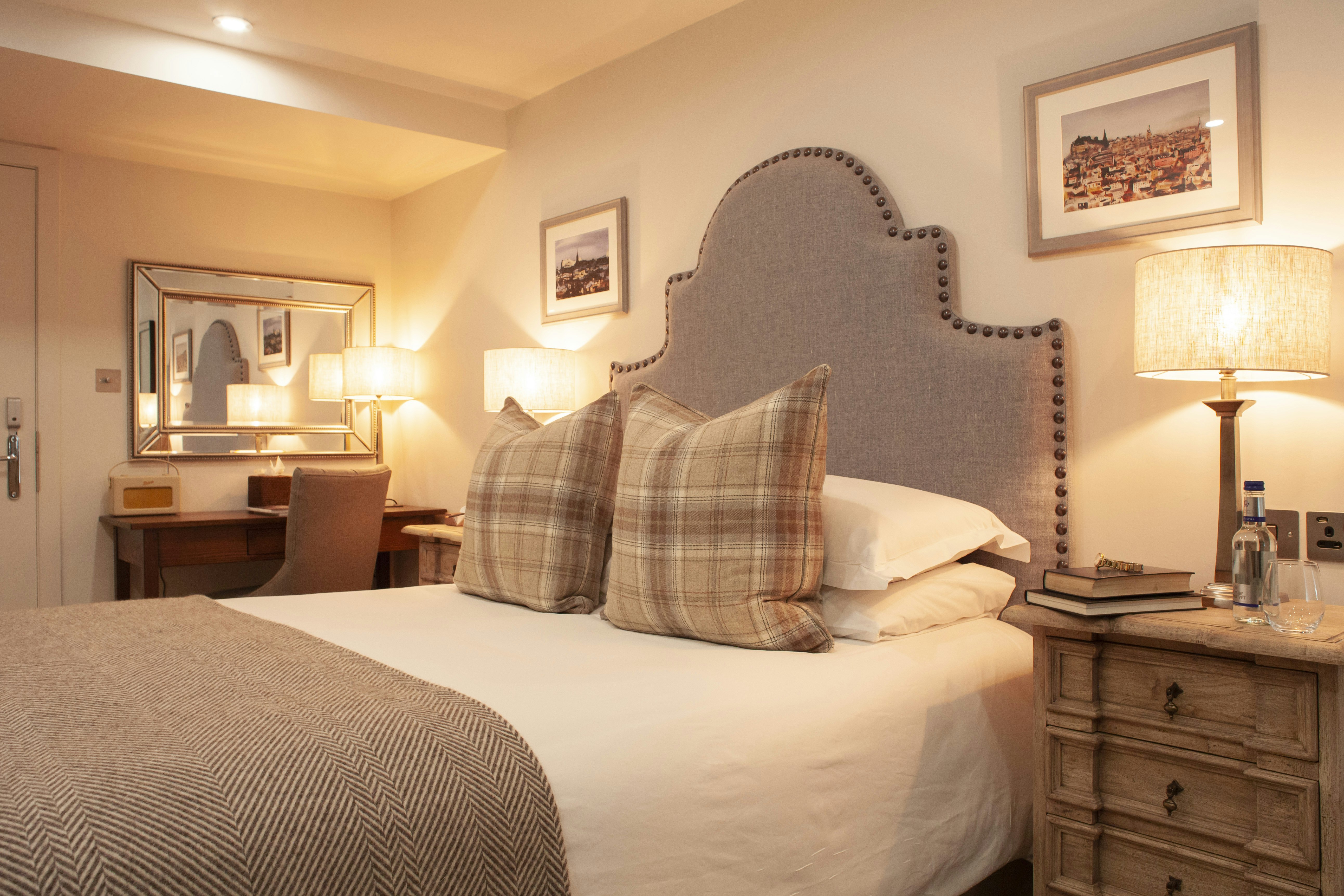 The House Superior Room