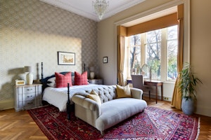 Roseate Junior Suite