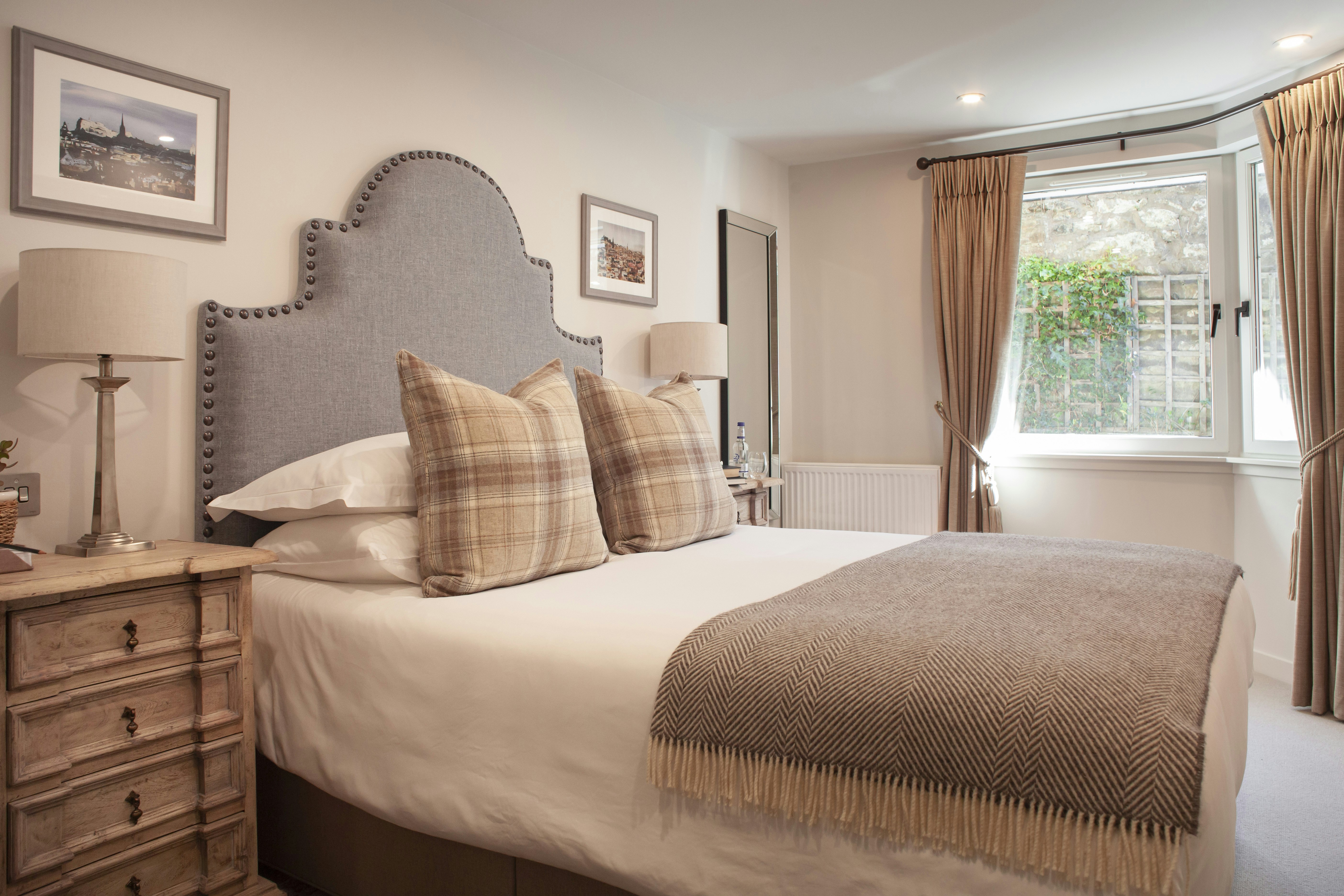 Copy of Copy of Dunstane Hampton House