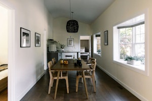 3 Bedroom Cottage - Dining Area