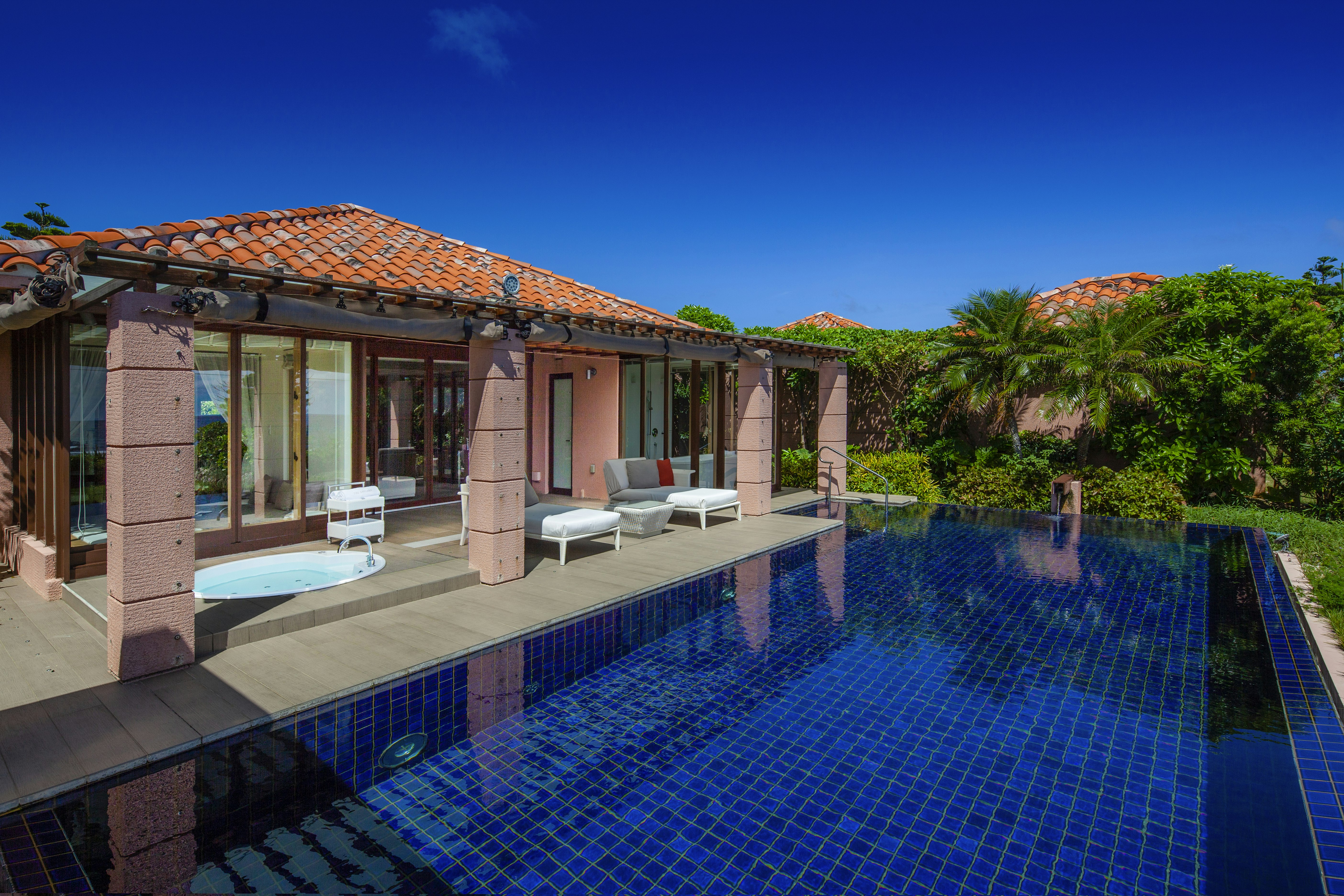 Bay Front Suite Private Pool