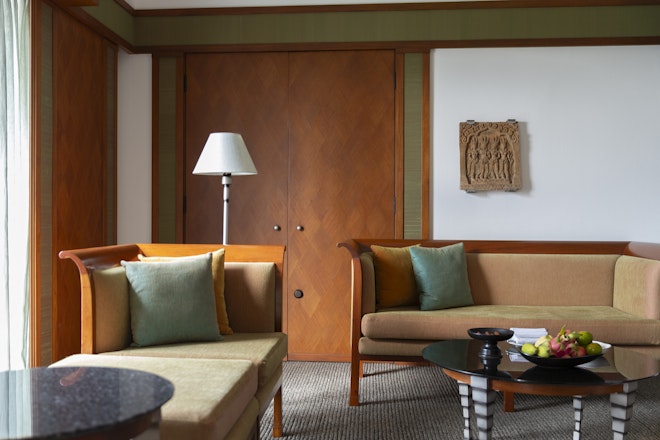 The Sukhothai Suite - Living Area