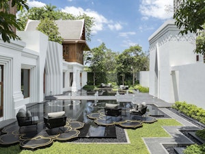 Spa Exterior Courtyard Angle