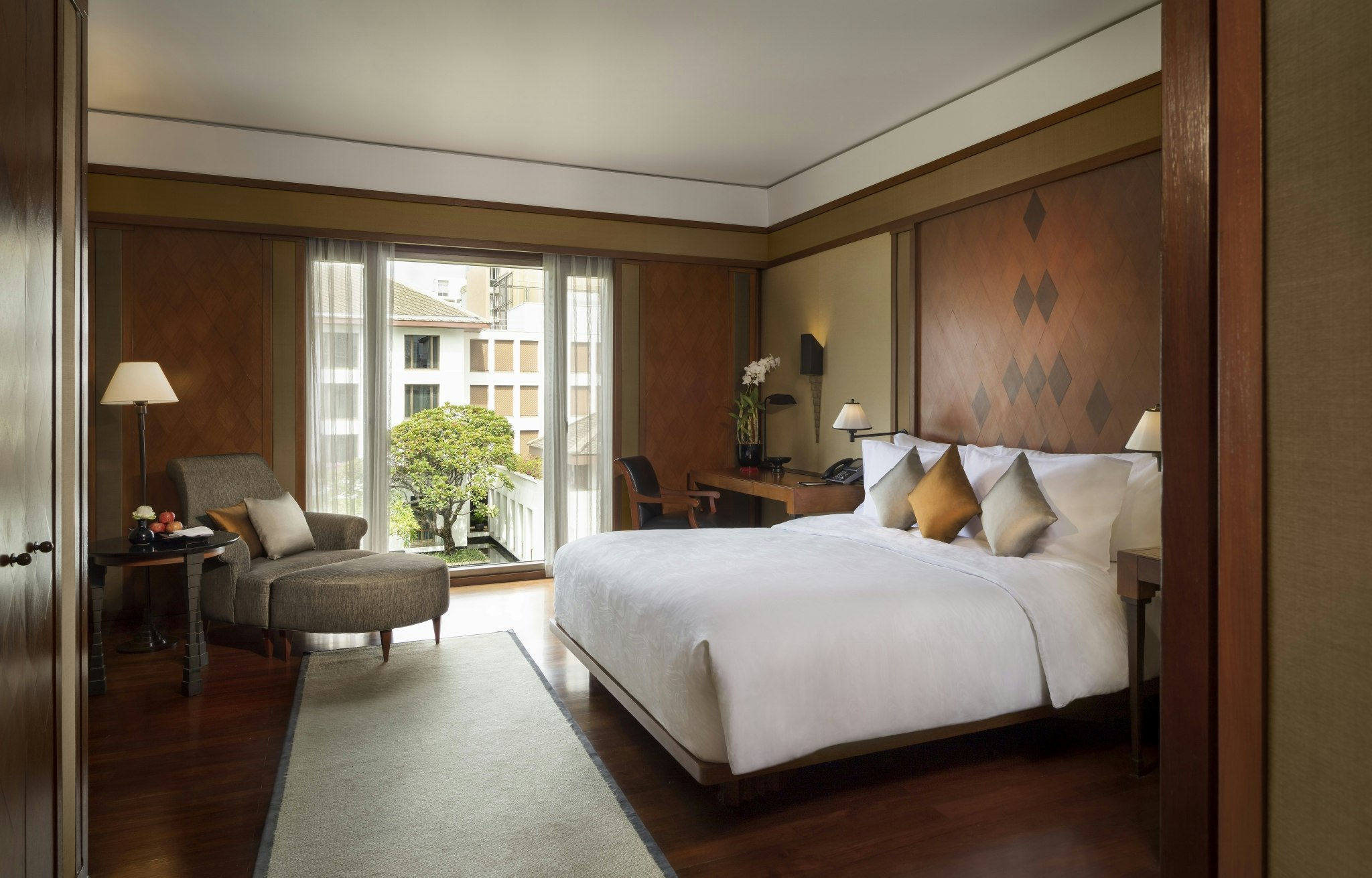 Deluxe Room - Bedroom