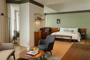 Studio King Room 1