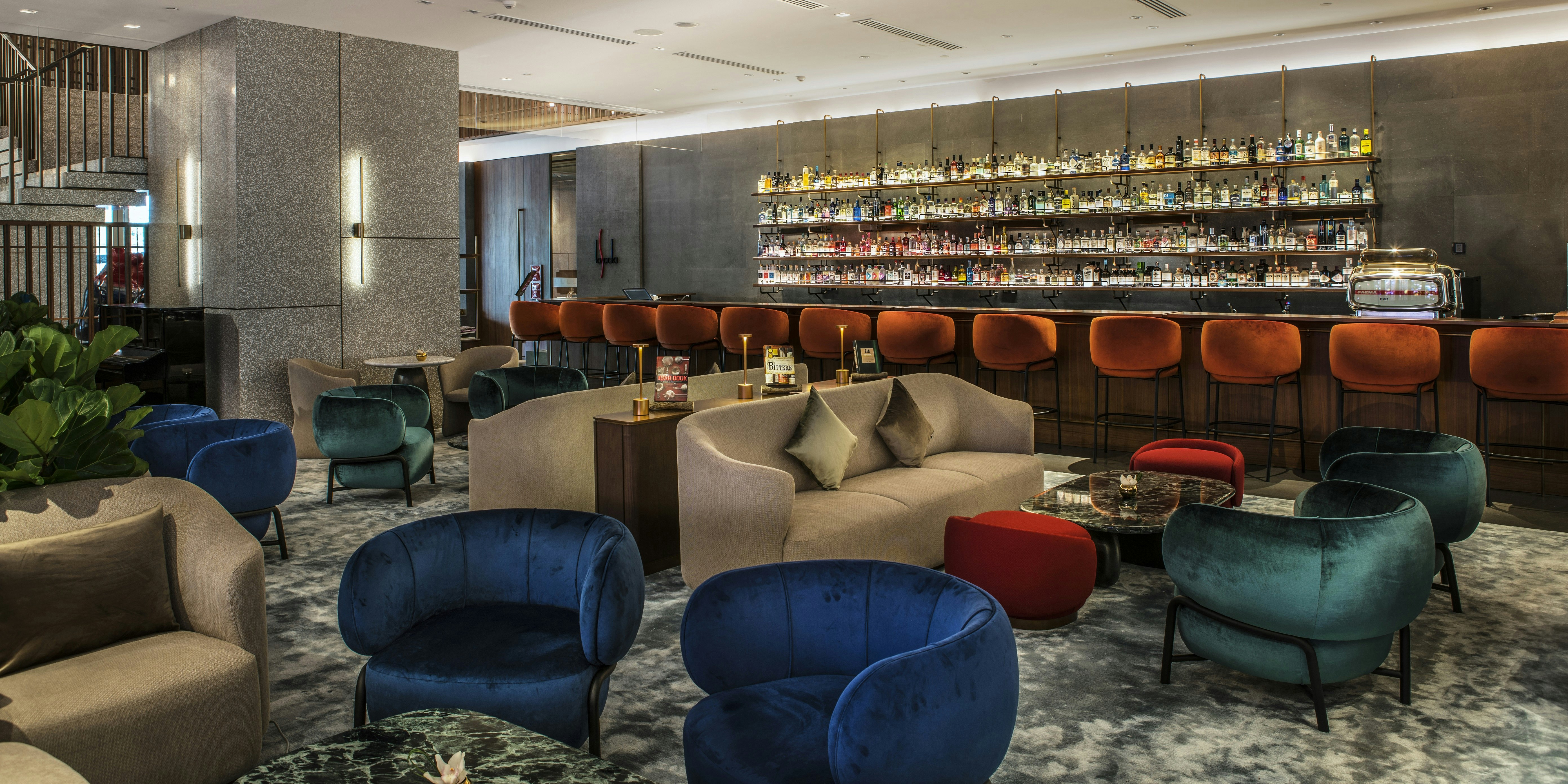 URBAN Lounge Seating Area