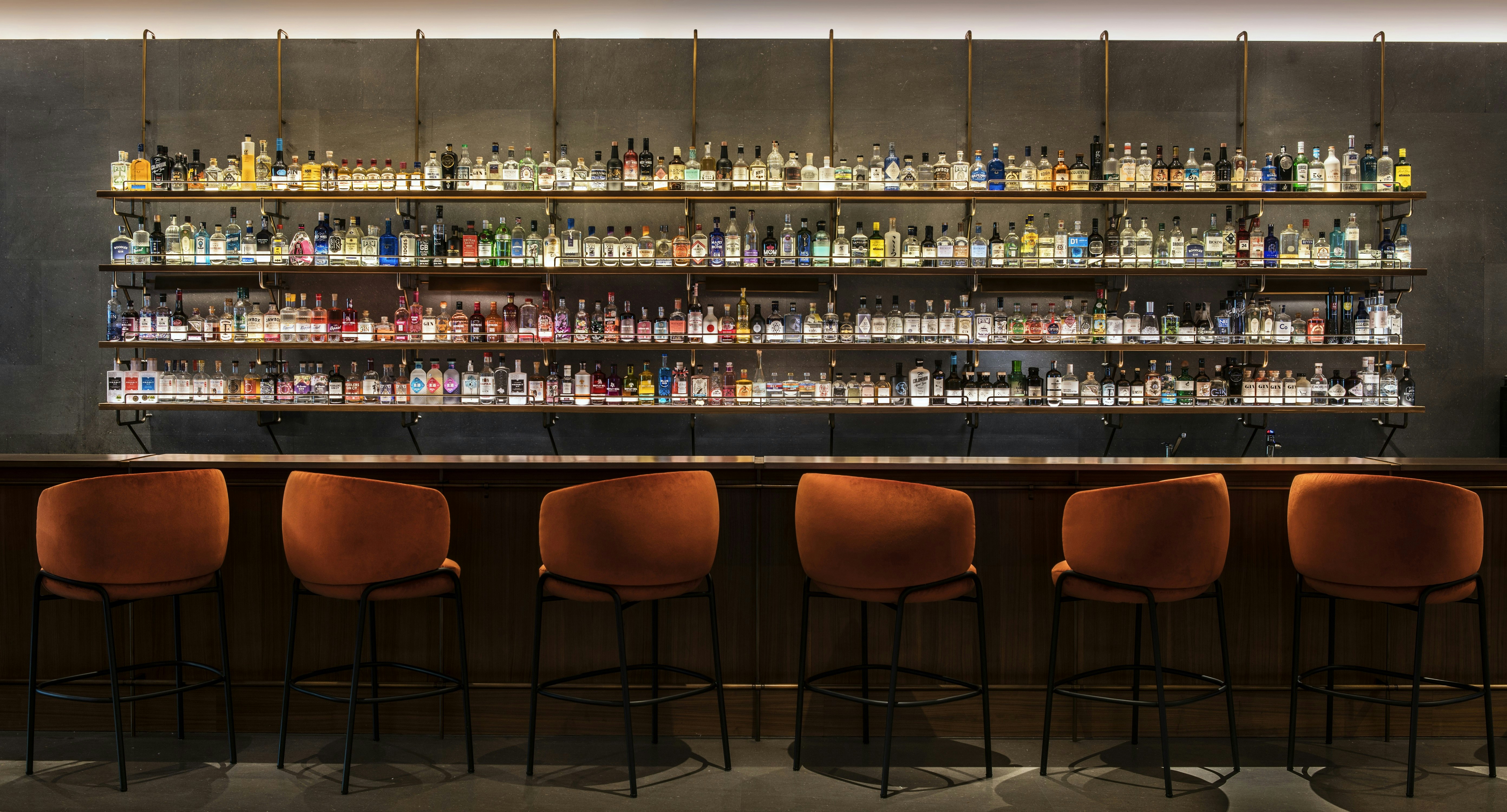 URBAN Lounge Bar Counter