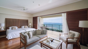 Club Deluxe Ocean - Bedroom