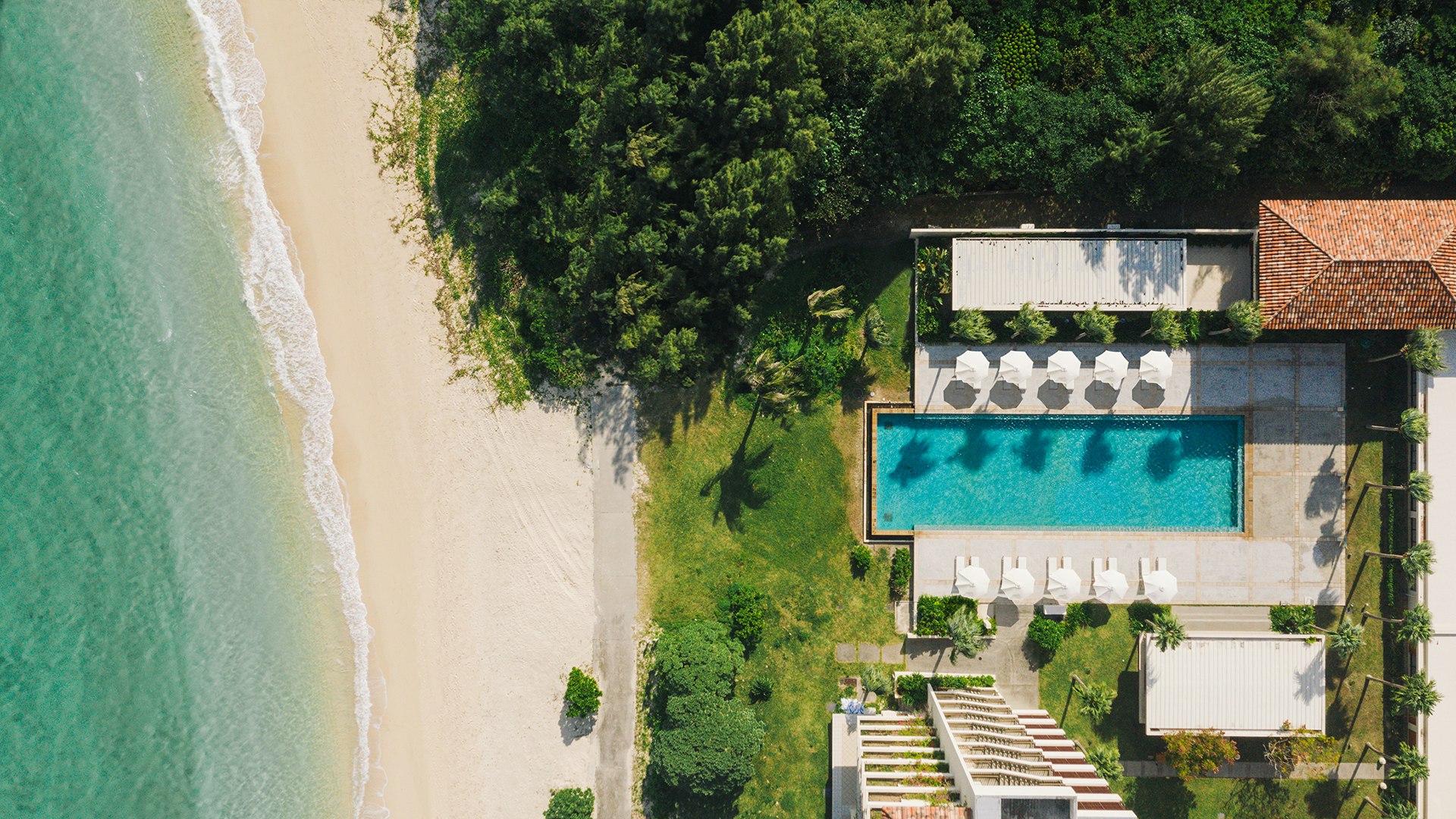 Bird's Eye View of Thalasso Pool