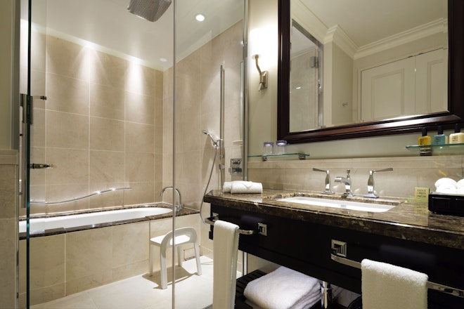 Run of the house Superior - Bathroom