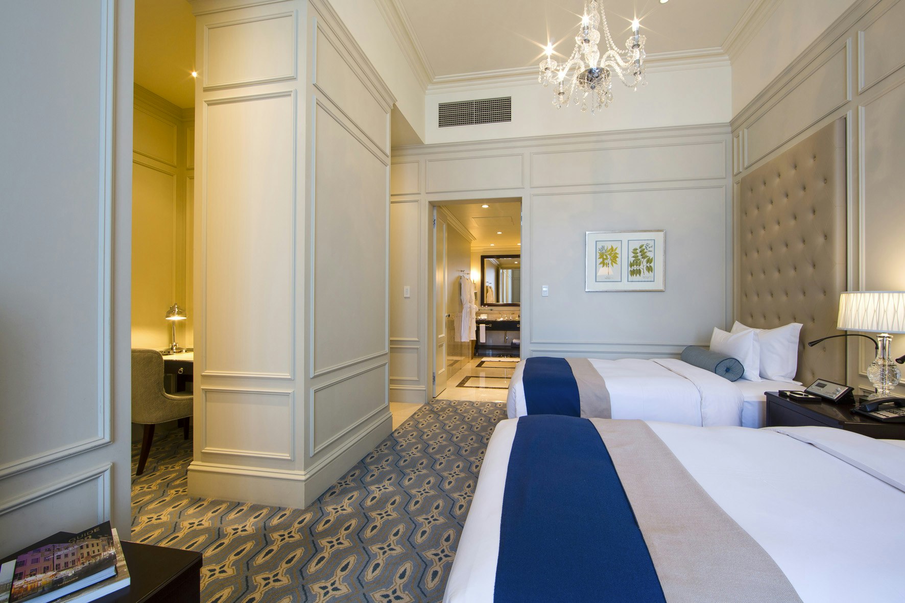 Palace View Premium Twin - Bedroom