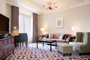 Maisonette King Suite - Duplex - Living Area