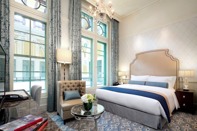 Dome Side Comfort King - Bedroom