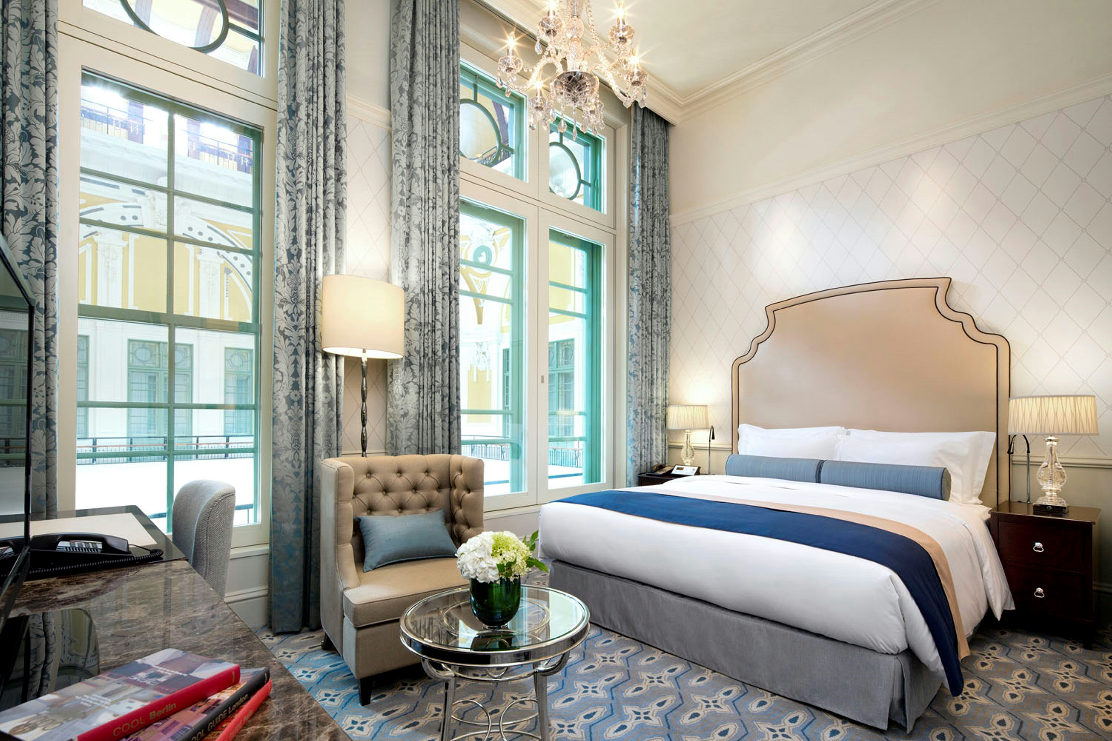 Dome Side Comfort King - Bedroom