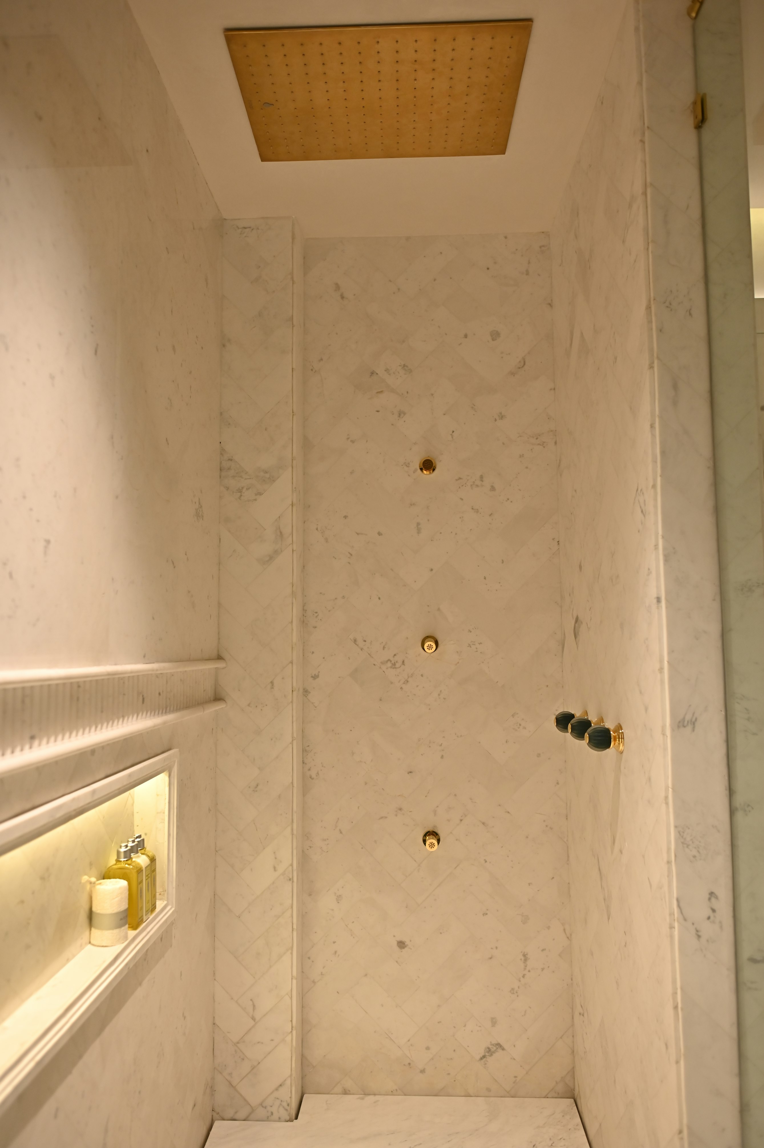 The Townhouse Presidential - Bathroom