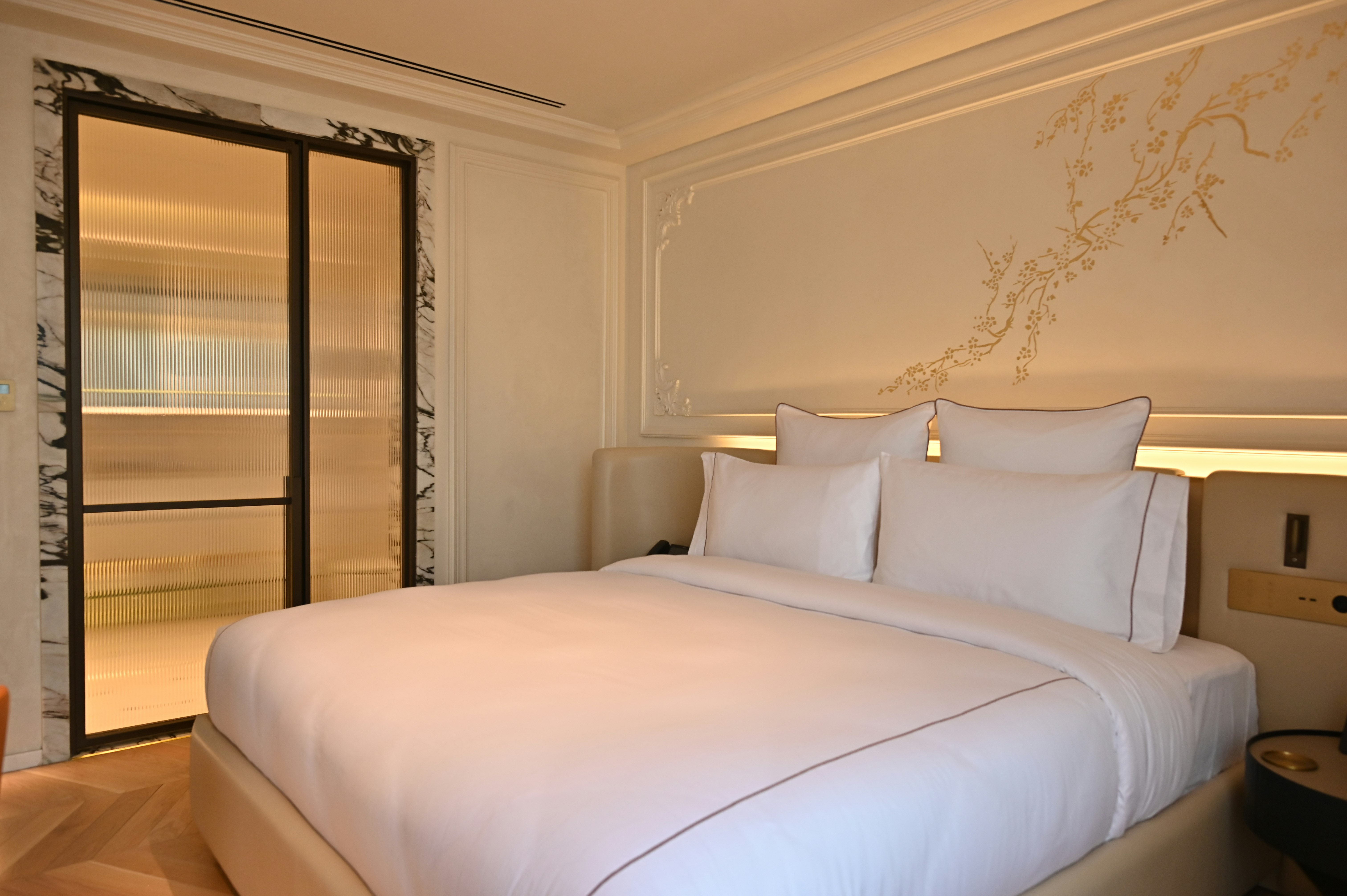 Superior Suite - Bedroom