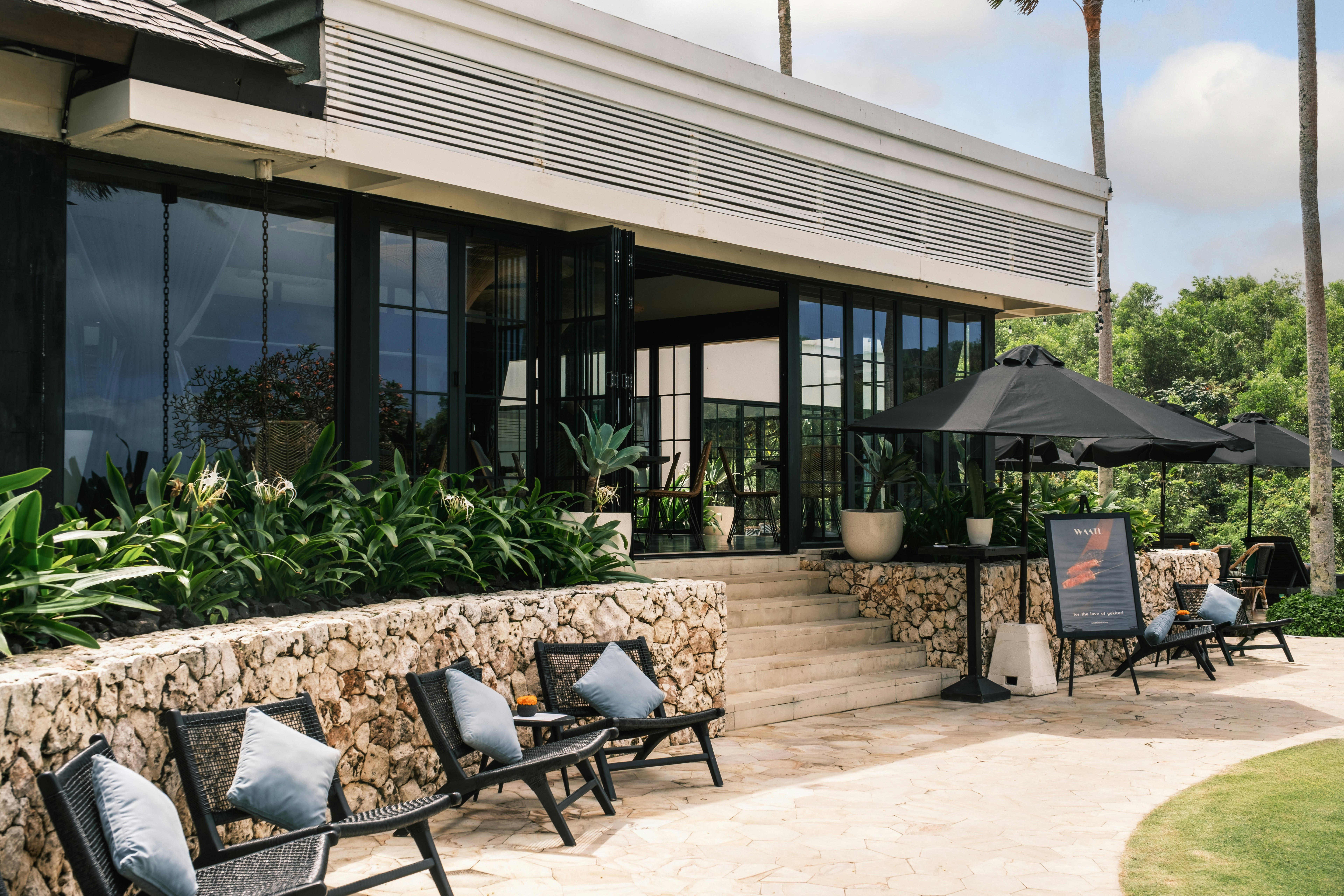 Waatu Restaurant Exterior