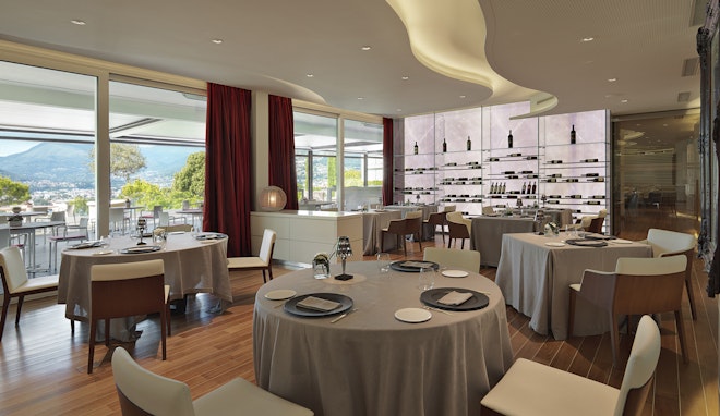 THE VIEW Fine Dining Restaurant