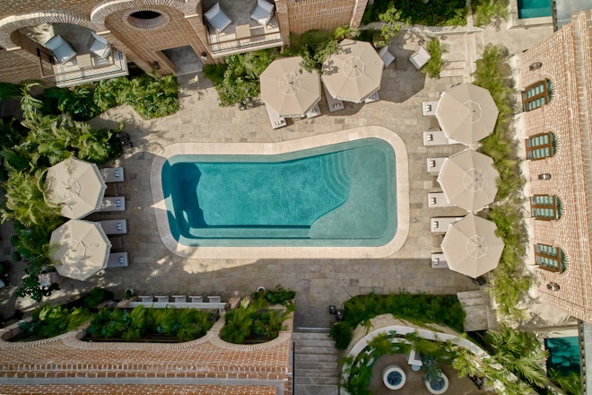 Pool - Bar