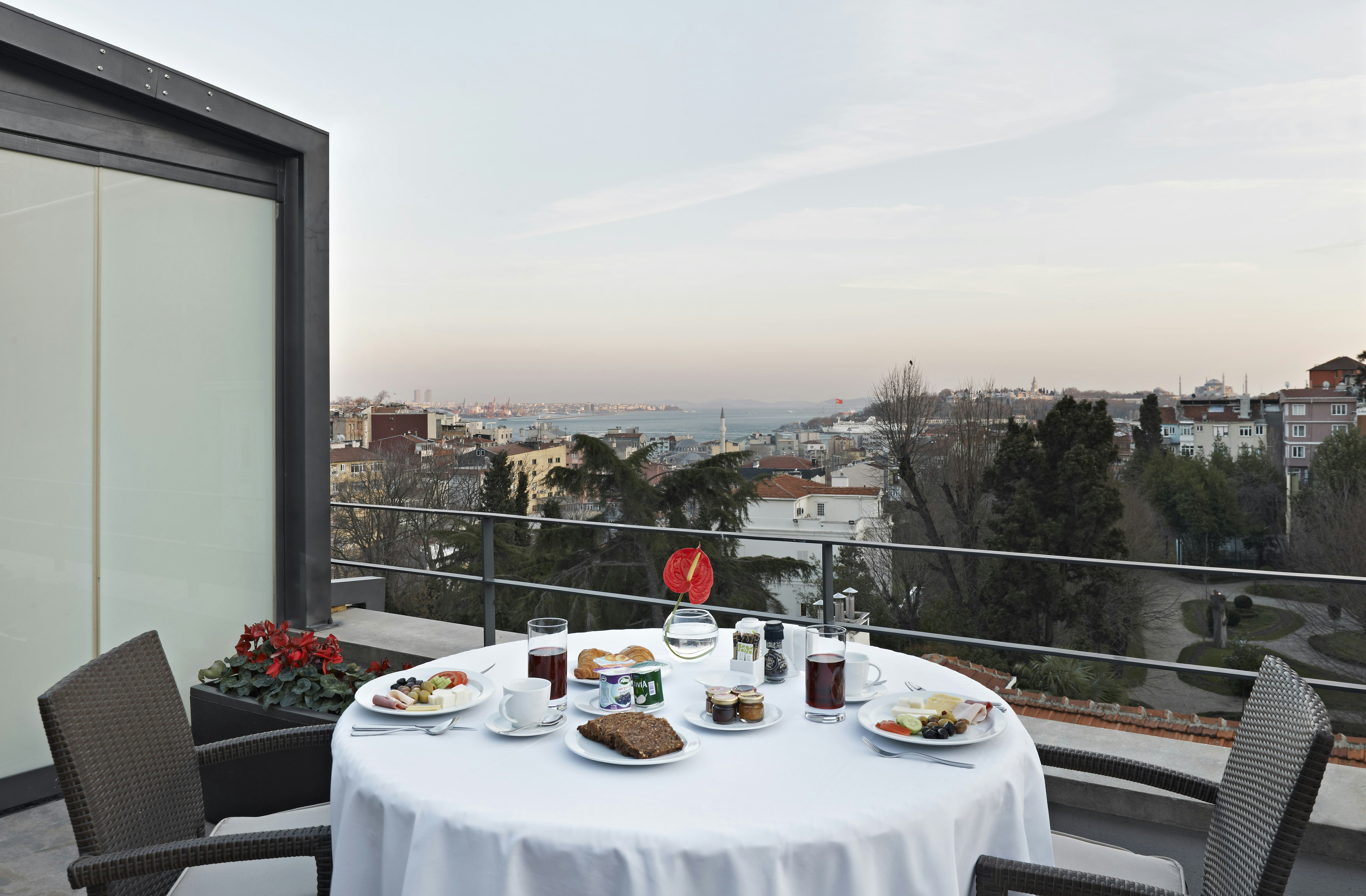 Luxury Suite Terrace