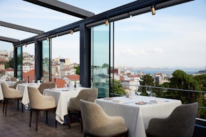Nicole Restaurant