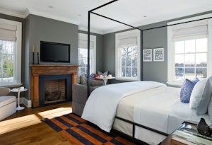House Guest Room L