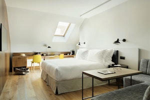 Deluxe Atico Bedroom