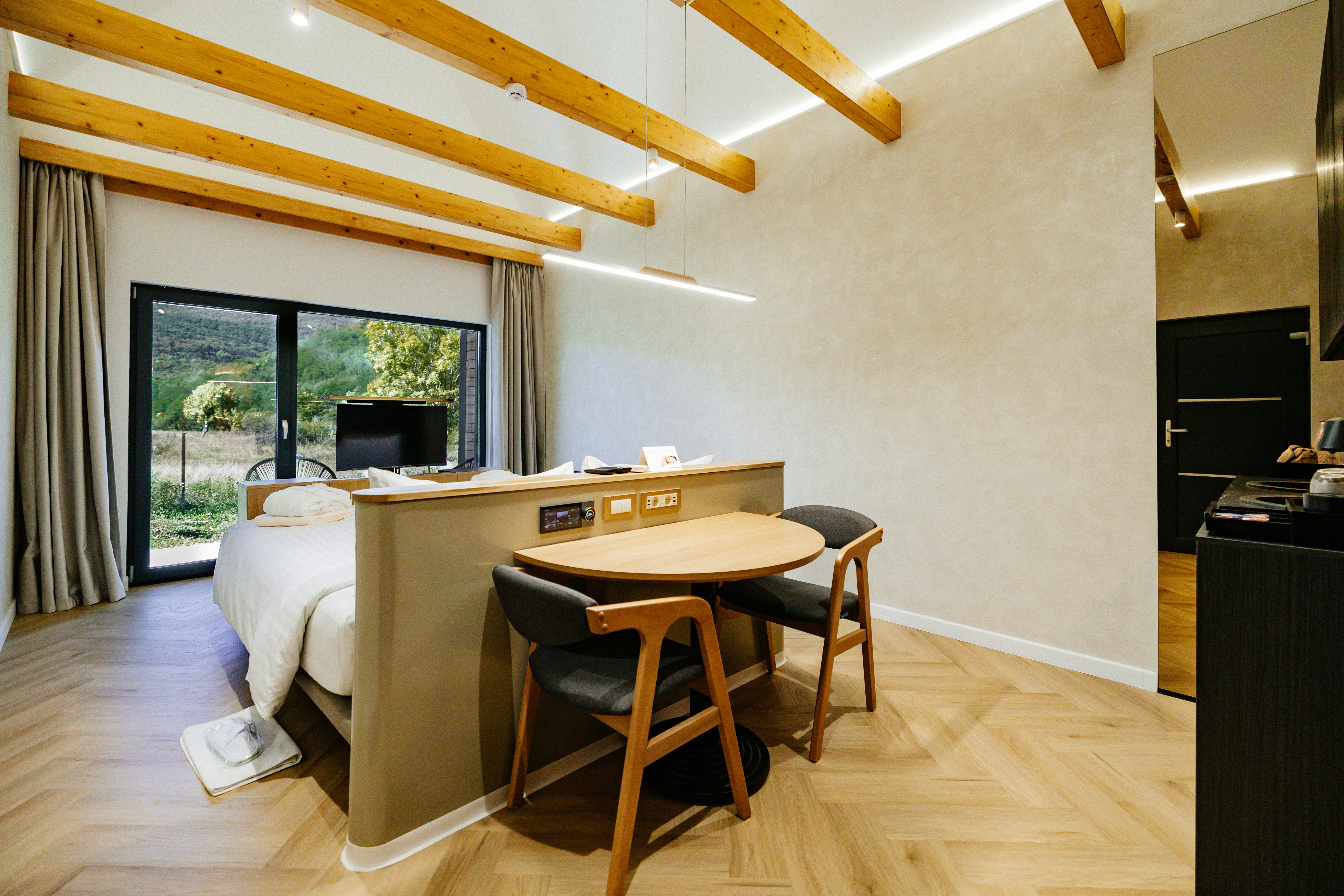 King Cabin - Room Details