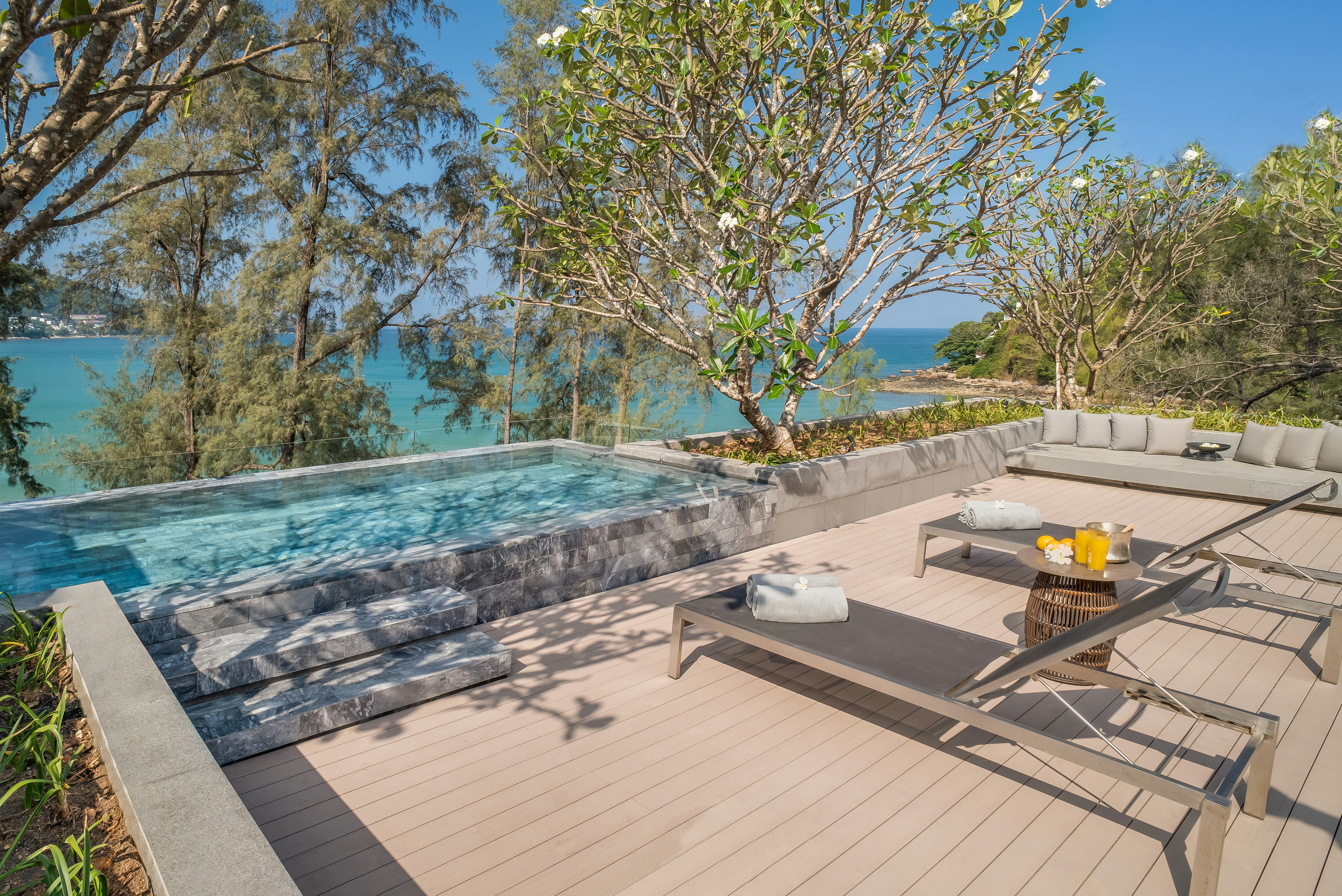 Azure Seaview Pool Penthouse - Pool