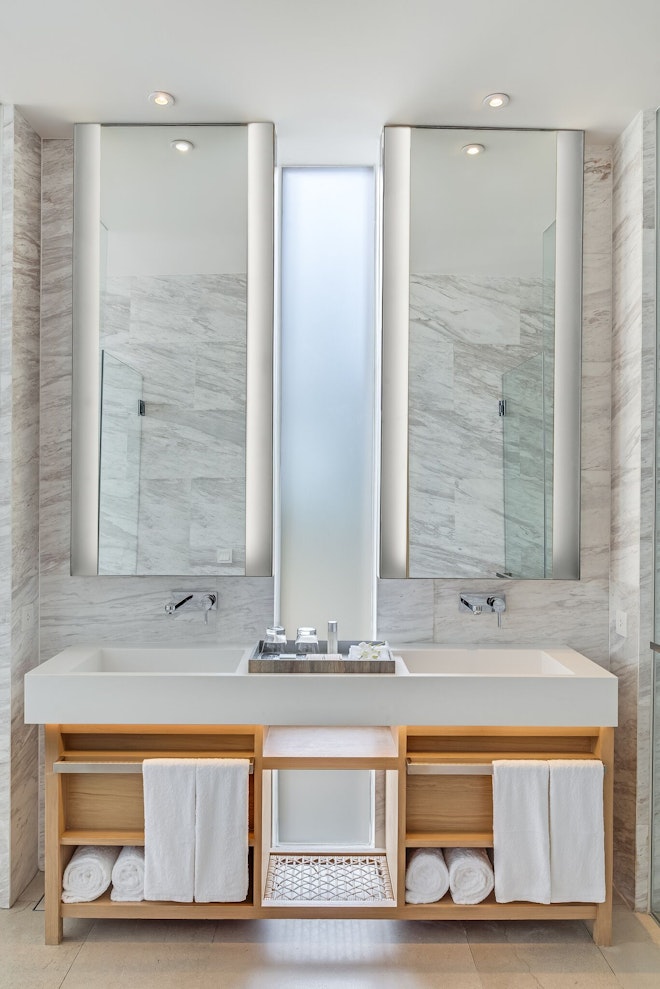 Azure Seaview Pool Penthouse - Bathroom