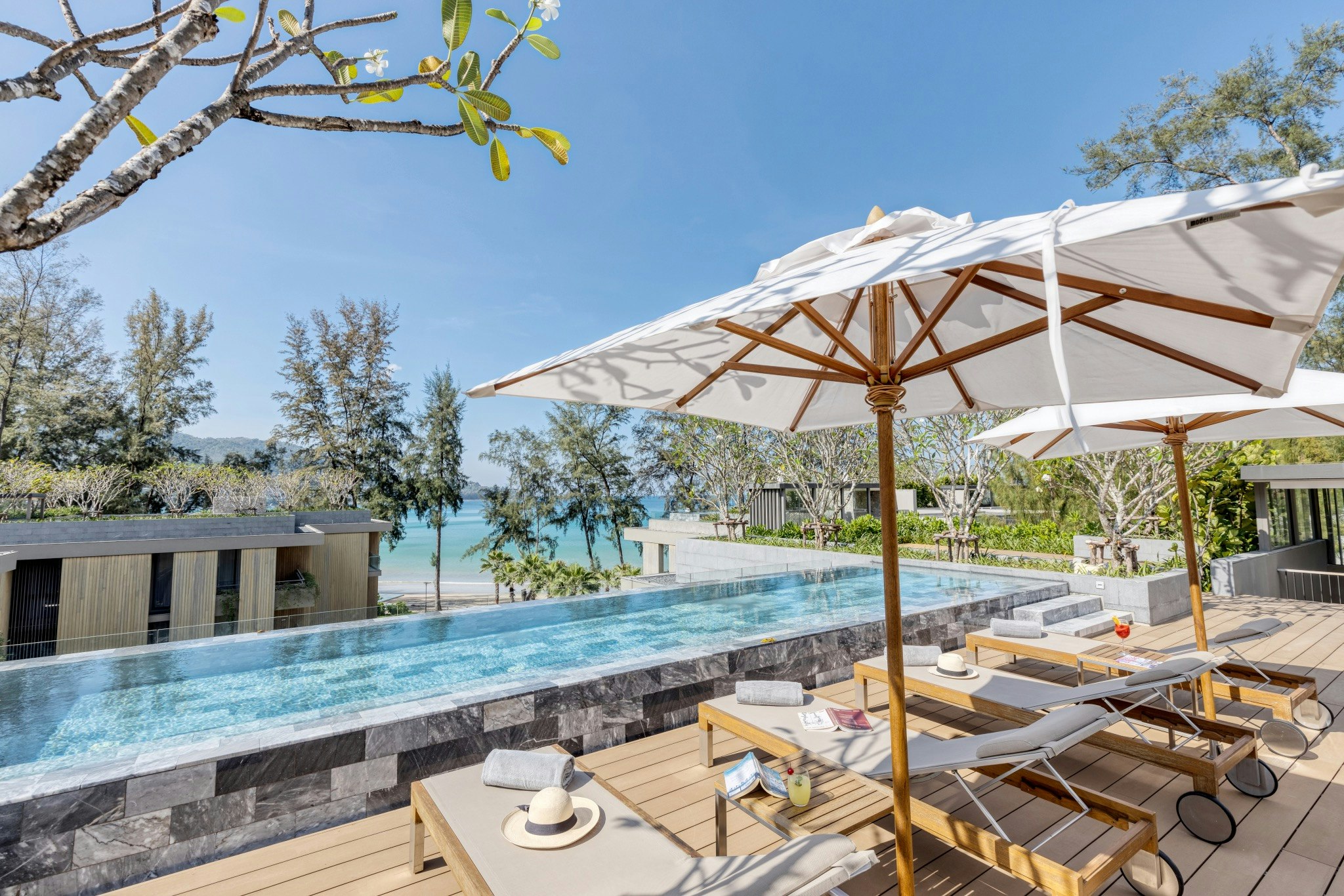 Azure Seaview Pool Penthouse - Pool