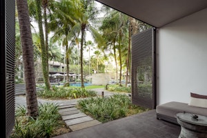 Palm Premium - Patio