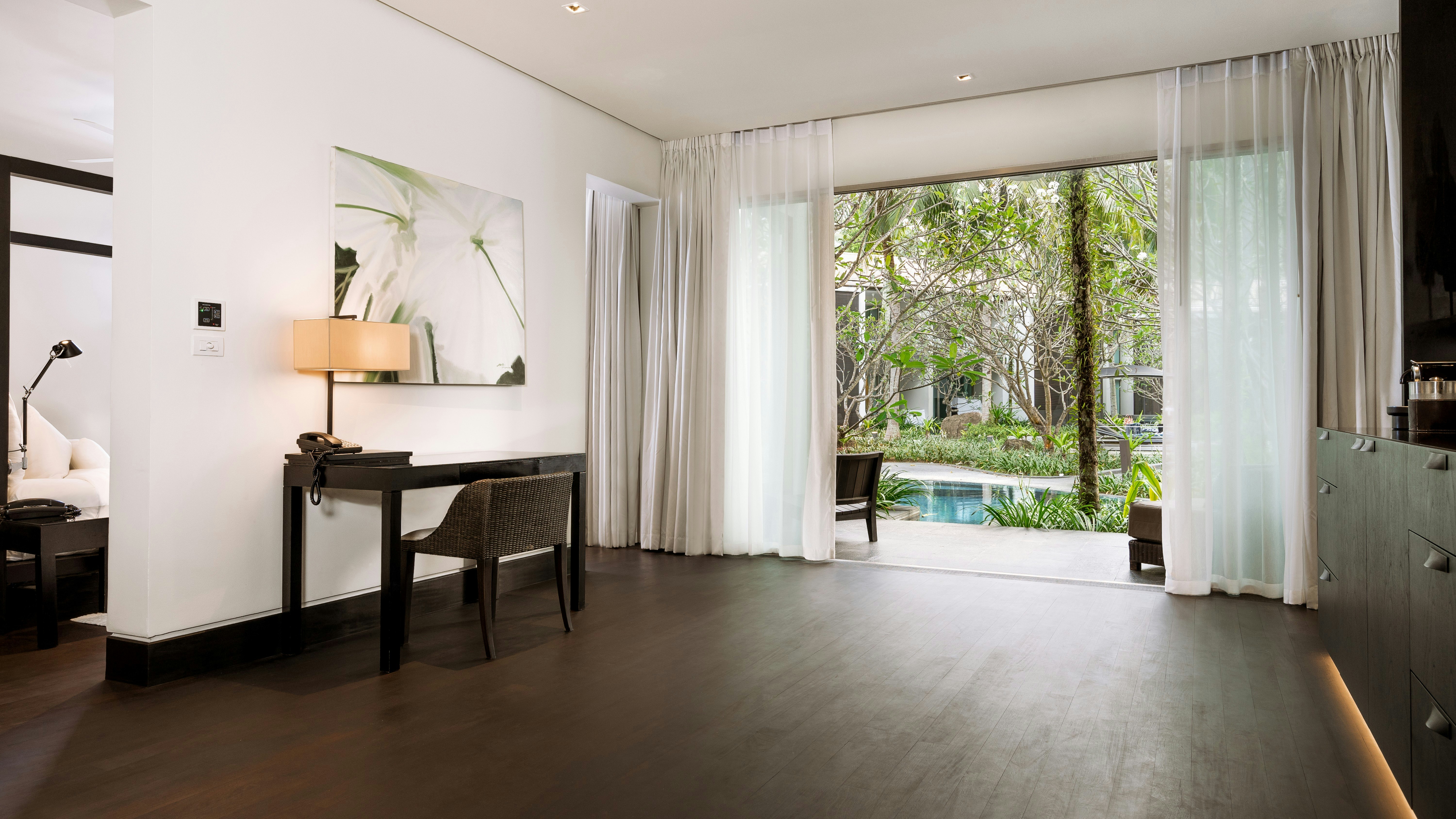 Lagoon Suite - Room Details