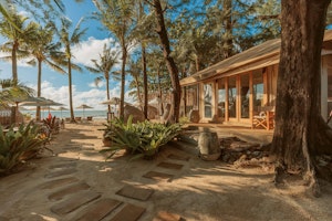 Beach Tent - Exterior