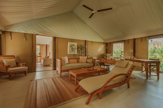 2 Bedroom Lagoon Pool Tent - Living Area