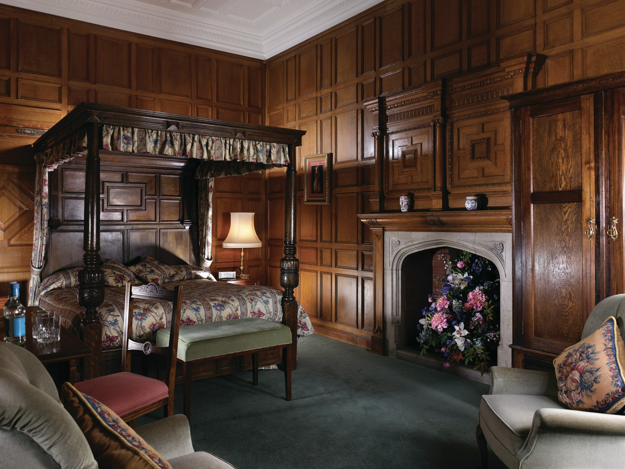 Panelled Four Poster Room