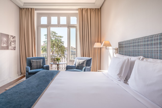 Deluxe Palace View - Bedroom