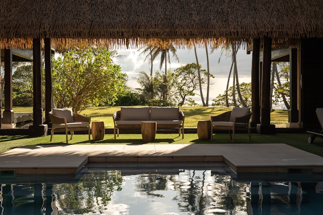 Royal Pool Beach Villa - Patio