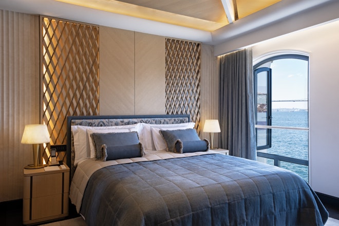 Studio Suite Bosphorus